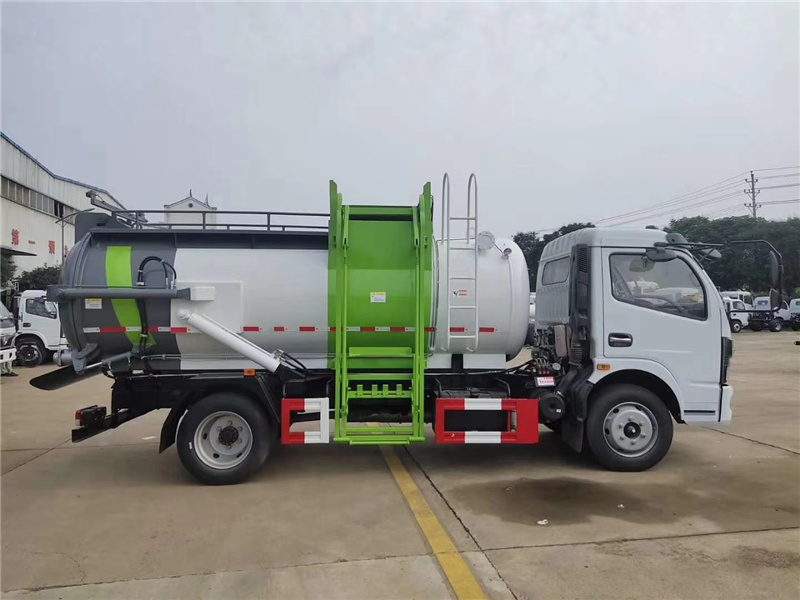 東風(fēng)7方餐廚垃圾車(chē)(圓罐)