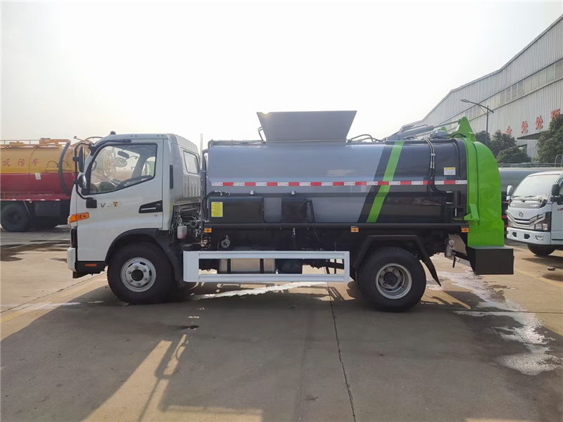 江淮7方餐廚垃圾車(方罐)