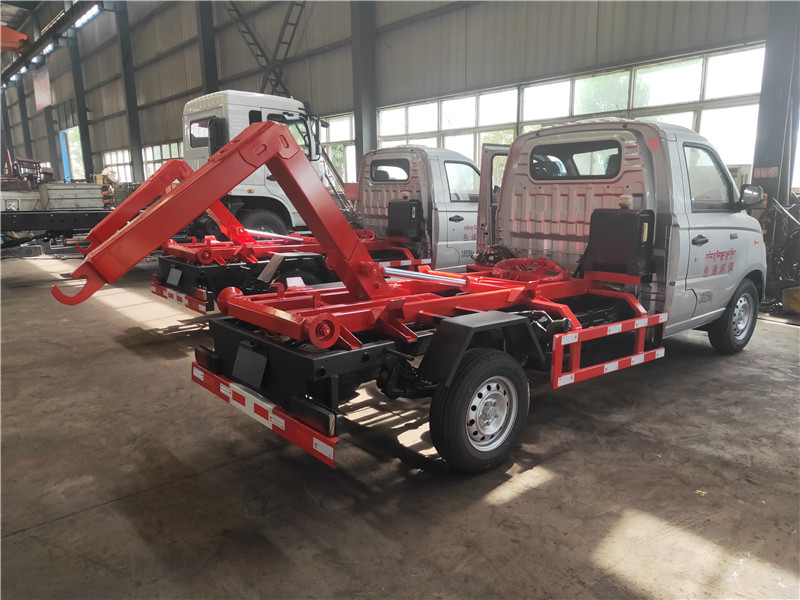 汽油福田2方3方車(chē)廂可卸式垃圾車(chē)