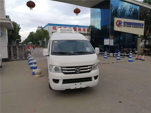 (國(guó)六面包型)福田風(fēng)景G7冷藏車